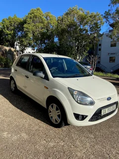 2013 Ford Figo Hatchback