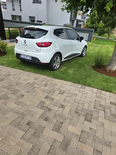 2013 Renault Clio Hatchback