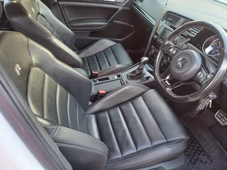 2017 Volkswagen (VW) Golf 7 R 2.0 TSi R DSG (213 kW)