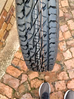 Bridgestone dueler AT  Tyre for sale