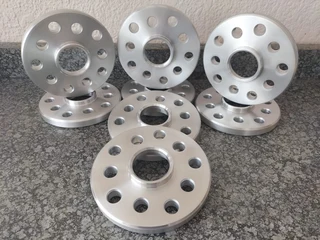 Golf/Polo wheel spacers