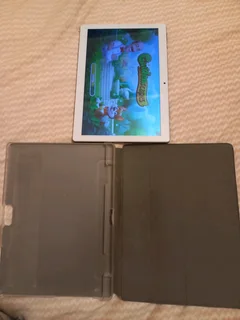 TABLET WITH COVER