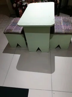 Children Table and chairs
