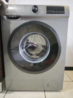 Hisense Eco Front Loader 9kg 3 month old