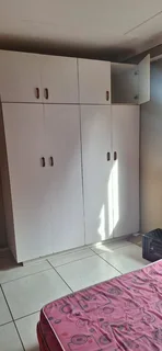 Very spacious clean one bedroom  flat