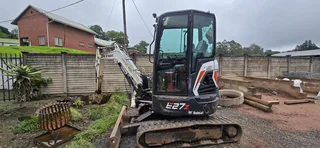Bobcat E27z