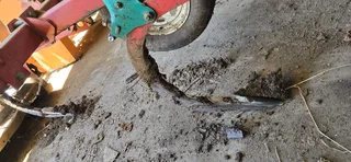 KVERNELAND CLG 5 TINE RIPPER