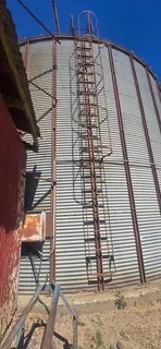 SILO AND ELEVATORS 1000 TON