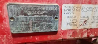 MASSEY 4 ROW PLANTER