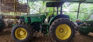 John Deere 6630