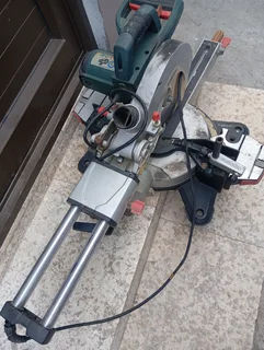 MITRE SAW