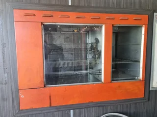 Rotisserie in working order. In Raisethrope Pietermaritzburg .R 10 000 onco.