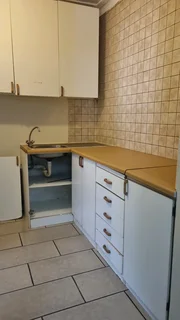 Upmarket Bachelor flat to let in Hayfields Pietermaritzburg