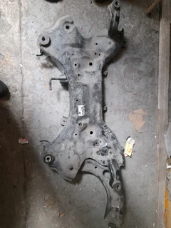 CROSSMEMBER/SUBFRAMES &amp; REAR AXLES