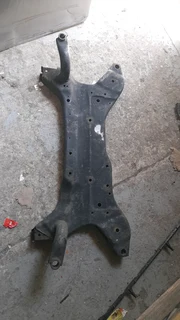 CROSSMEMBER/SUBFRAMES &amp; REAR AXLES