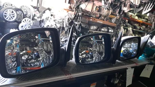Isuzu Mirors