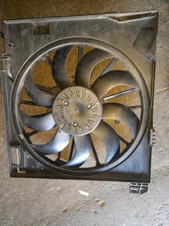 JAGUAR RADIATOR FAN
