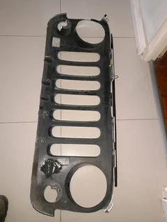 JEEP GRILLE
