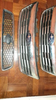 Subaru Upper Grilles