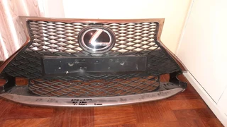 LEXUS UPPER GRILLES