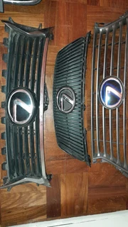 Lexus Upper Grilles