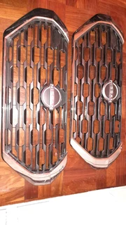 NISSAN MAGNITE GRILLES
