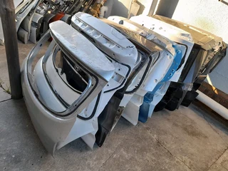 TAILGATES - LATEST VEHICLES