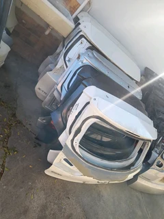 TAILGATES - LATEST VEHICLES