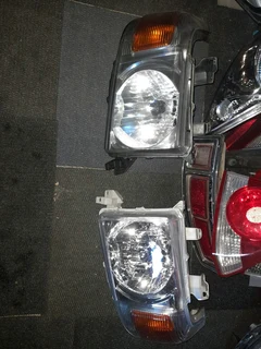 TOYOTA HEADLIGHTS