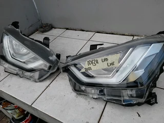 ISUZU HEADLIGHTS