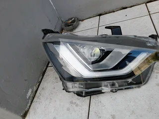 ISUZU HEADLIGHTS