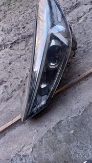 Hyundai Tucson Headlights