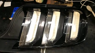 FORD MUSTANG T/LIGHTS