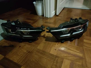 T-ROC HEADLIGHTS