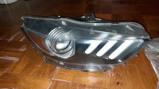 FORD MUSTANG HEADLIGHTS