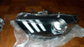 FORD MUSTANG HEADLIGHTS