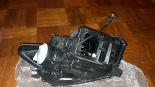 FORD MUSTANG HEADLIGHTS