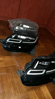 RANGE ROVER HEADLAMPS