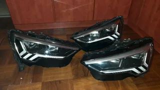 AUDI HEADLAMPS