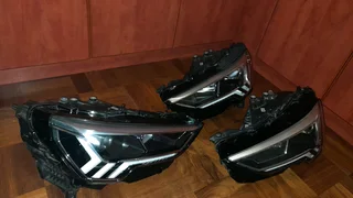 AUDI HEADLAMPS
