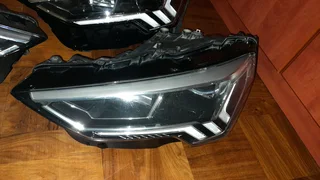 AUDI HEADLAMPS