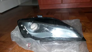AUDI R8 HEADLAMP
