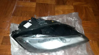 AUDI R8 HEADLAMP