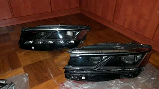 TOUAREG CR7 HEADLAMPS