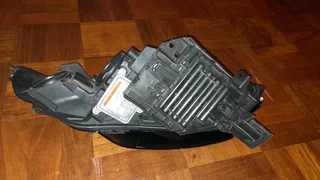 LAND ROVER HEADLIGHT