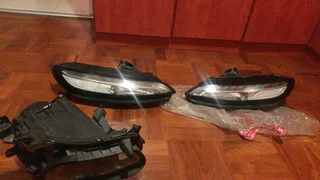 JEEP CHEROKÈE HEADLIGHTS