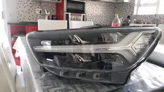 Volvo Xc40 Headlight