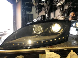 Audi Tt Headlamp