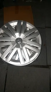 Polo 8 Hubcaps
