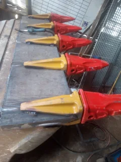 Repair and Maintenance Engineering service to all Earthmoving equipment